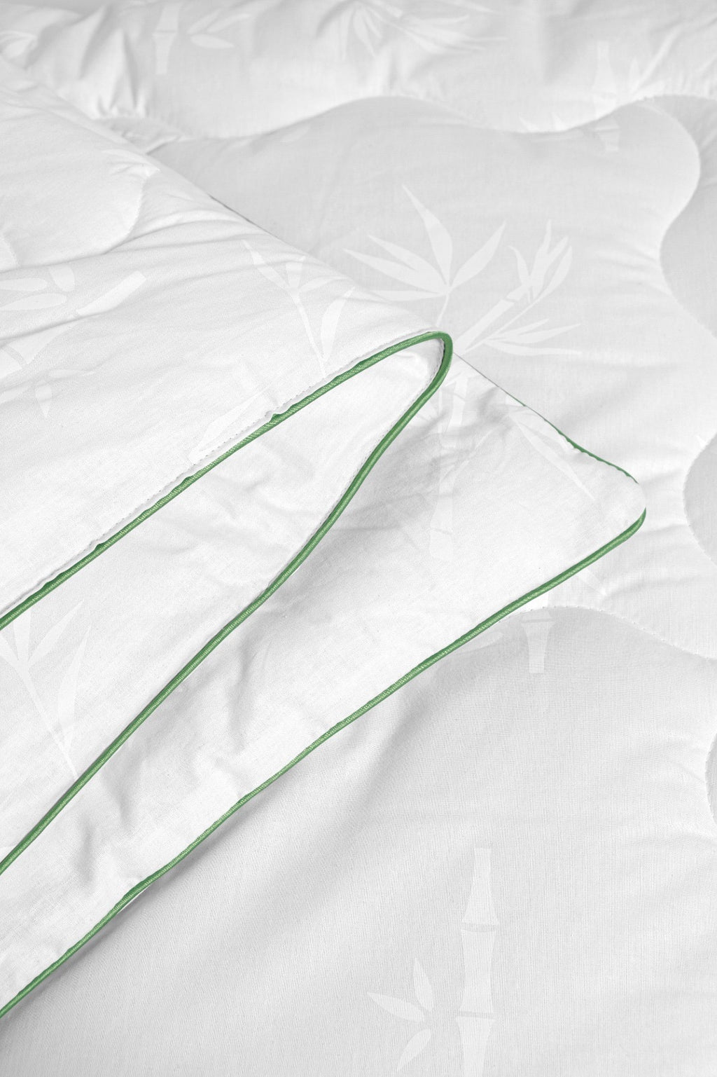 %100 Bambu Lifli Çift Kişilik Yorgan – Nefes Alabilir, Terletmeyen, Doğal ve Hafif Uyku Konforu